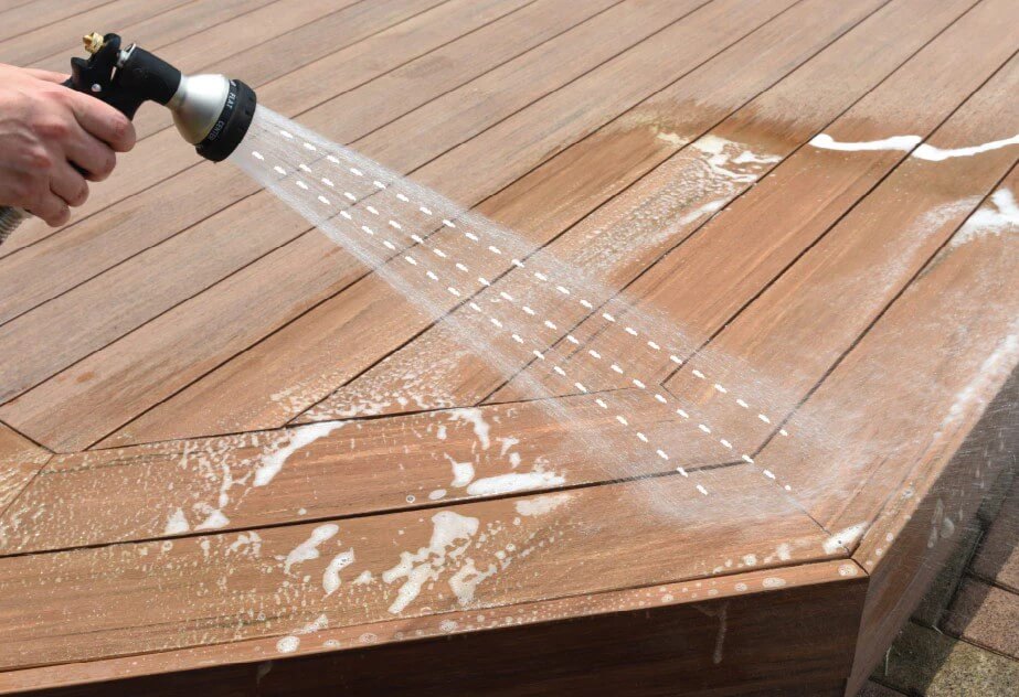 Deck Cleaning Wollongong